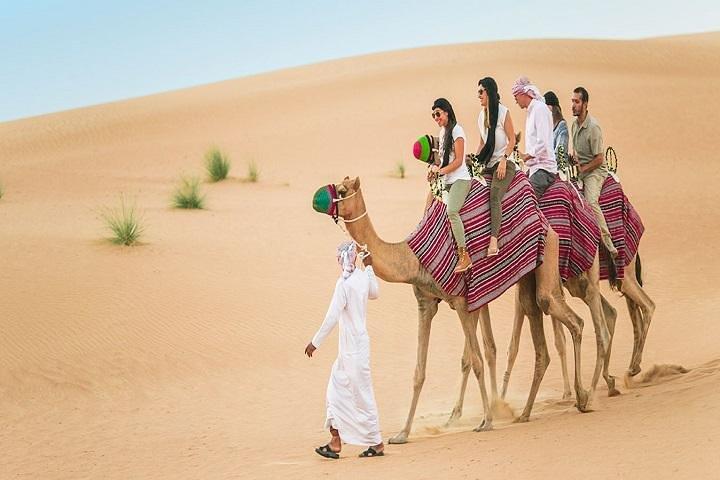 Private Evening 4x4 Desert Safari - Exclusive Vehicle