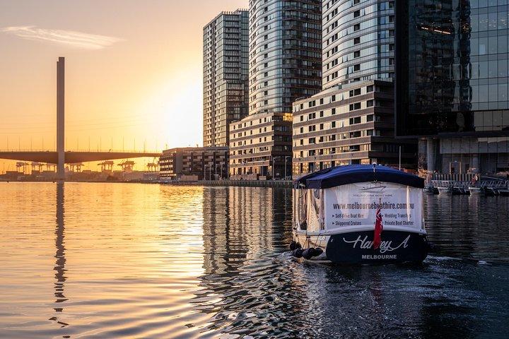 2 uur durende self-drive bootverhuur op de Yarra-rivier