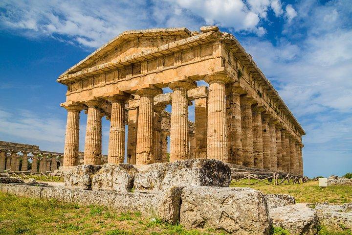 パエストゥム：ギリシャ神殿と考古学博物館のプライベートツアー