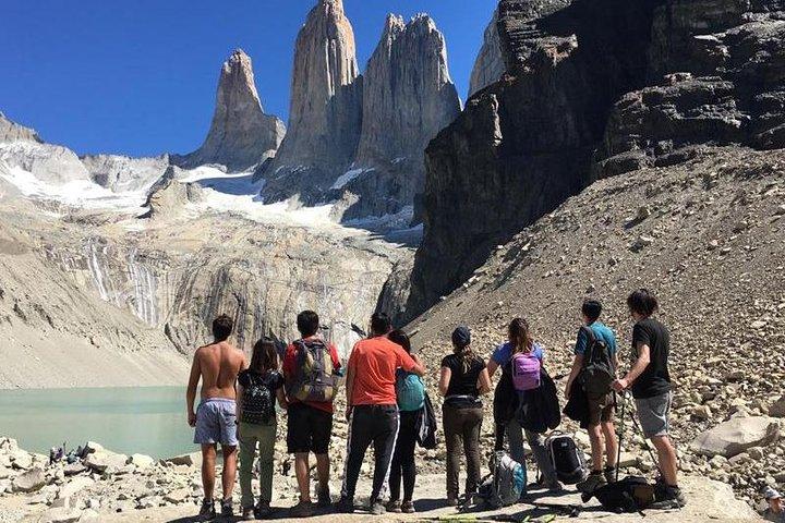 Trekking Base Torres - Trekking Torres del Paine da Puerto Natales