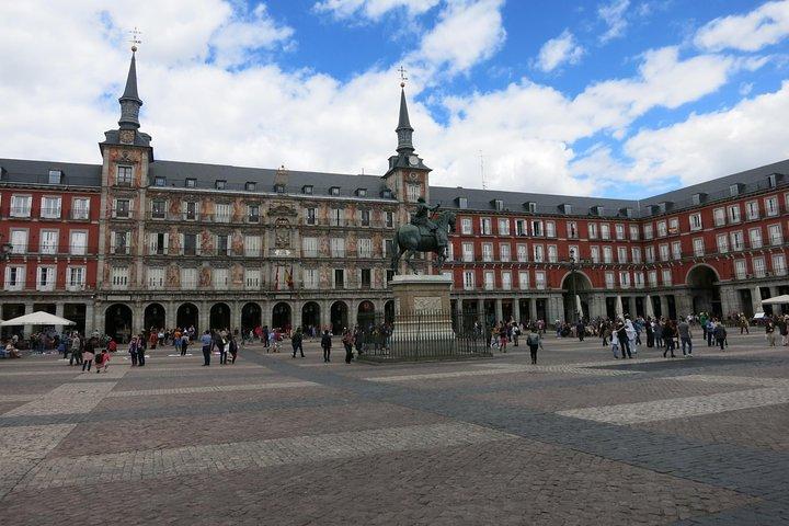 Madrid Private Panorama-Stadtrundfahrt mit dem Glasdach-Van