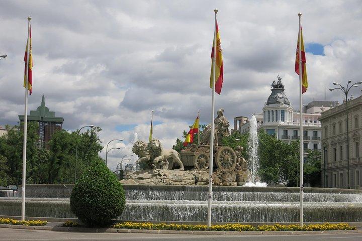 Madrid Private Panorama-Stadtrundfahrt mit dem Glasdach-Van