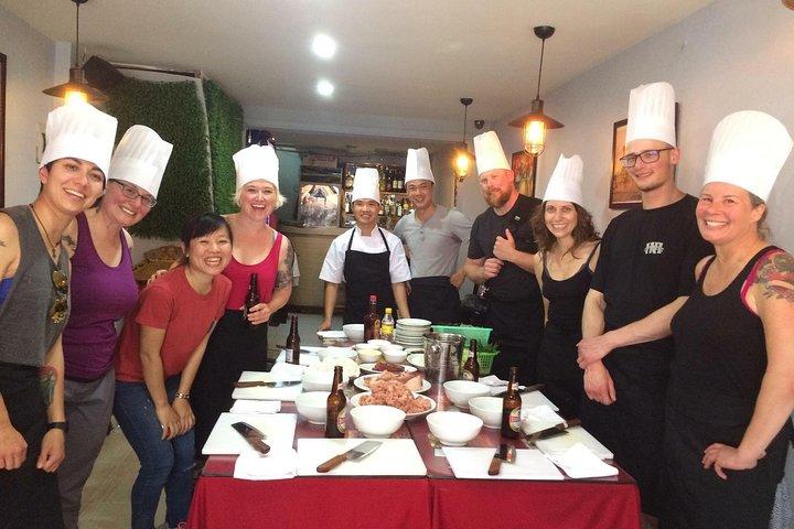 Ha Noi matlagningsklass med professionell lokal kock