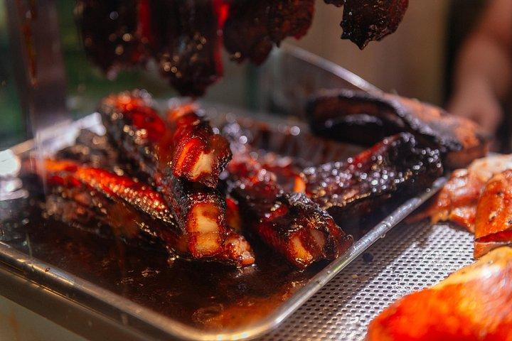 シンガポールの味わい：ホーカー センターのプライベート カスタマイズ フード ツアー