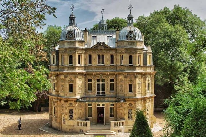 Castle Of Monte Cristo - Transportation Private Trip