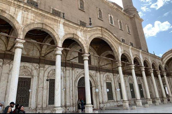 Private Tagestour zu den Pyramiden, dem Ägyptischen Museum und dem alten Kairo