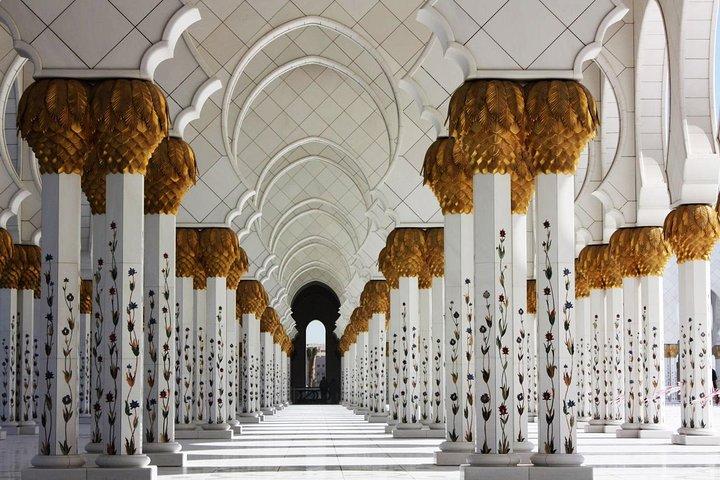 Tour privado de Abu Dhabi desde hoteles de Dubai (debe realizar un examen médico para COVID19)