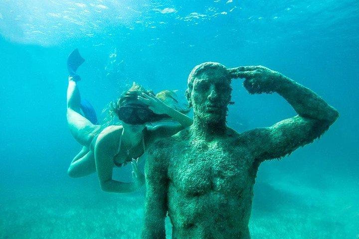 Tour en lancha rapida , snorkel en arrecife punta nizuc y museo subacuatico