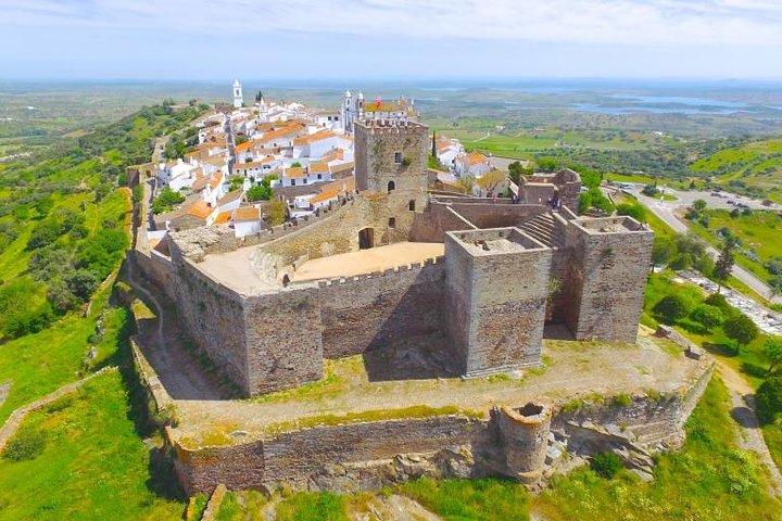 Private Tour Alentejo, Evora, Monsaraz, Mourão-Medieval Times Lunch&Wine Tasting