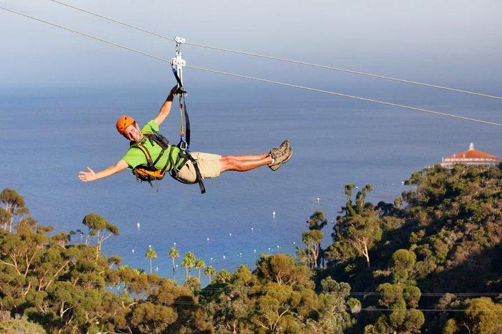 Excursión ecológica en tirolina a la isla Santa Catalina