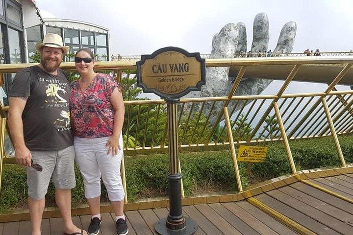 Golden Bridge via Cable Car, Jungle & Hoi En Walking Tour & Night Market (Privat)