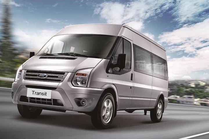 フエからホイアンへの専用車（英語ドライバー付き）