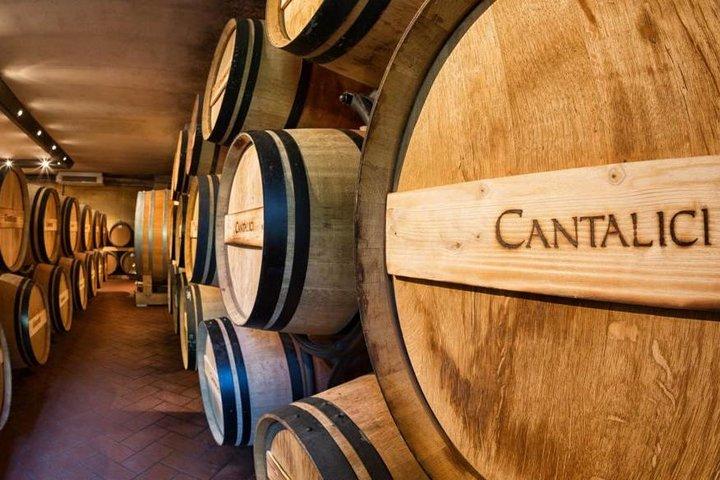 Wijnproeven in de historische Cantalici-wijnmakerij