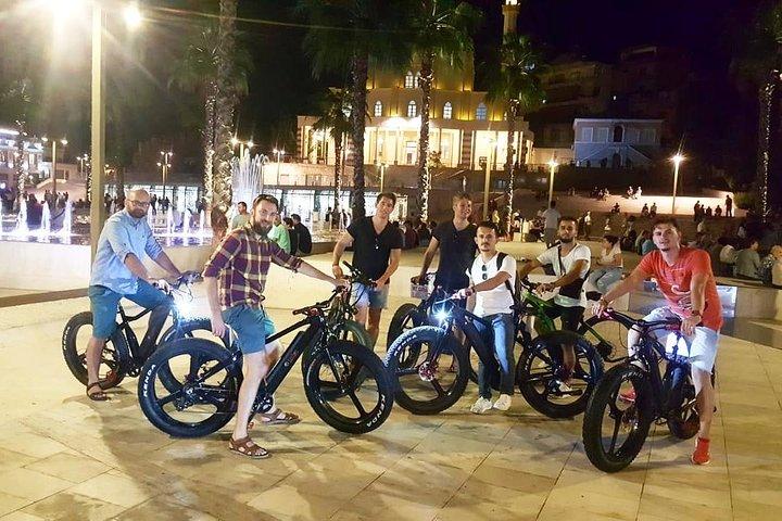 Das komplette Tirana Erlebnis : Kultur, Natur mit dem E-Bike
