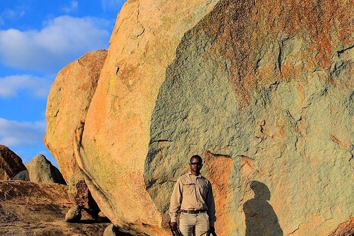 ¡Matopos Park Day Game Drive con Rhino Tracking!
