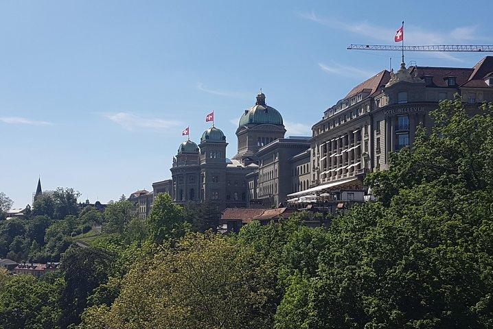 ベルン市内観光：スイス首都プライベートウォーキング半日ツアー
