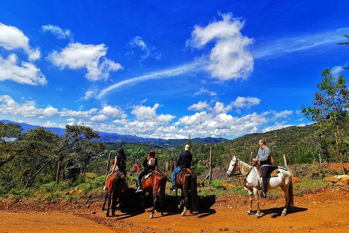 Private Guatape & HorseBack Ride Tour Door to Door From Medellin