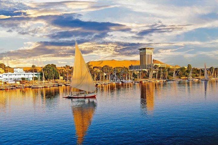 Fantastisk heldagstur till Aswan Philae Temple med tåg från Luxor