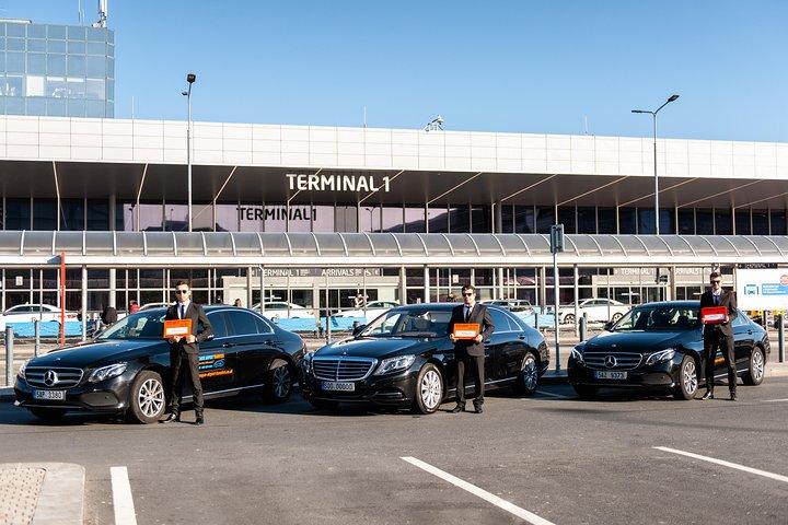 Prague Airport Transfer de chegada privada