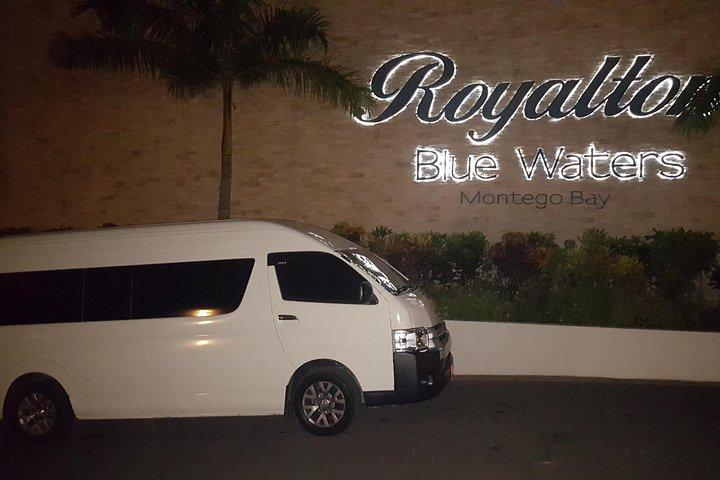 Montego Bay Airport Taxa til Royalton Blue Waters og White Sands