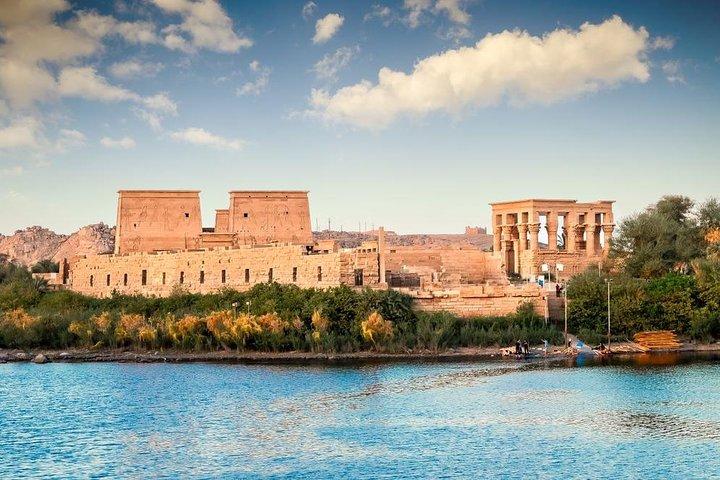 Fantastisk heldagstur till Aswan Philae Temple med tåg från Luxor