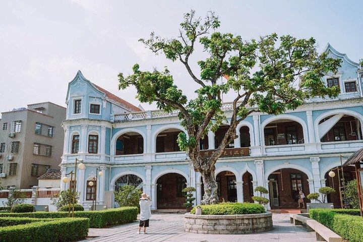 Excursão privada de meio dia à mais famosa vila cênica da escola Jimei em Xiamen
