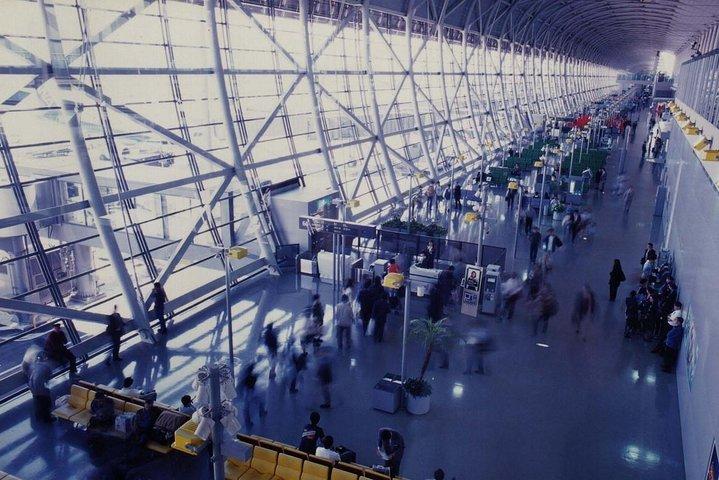乗り合いの出発便送迎サービス：大阪市内から関西国際空港