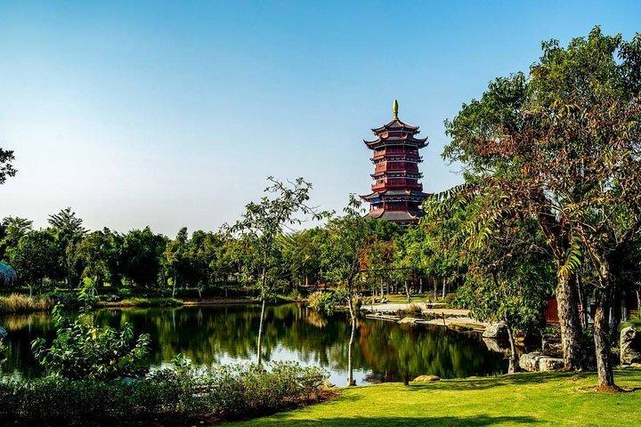 Flexibele privérondleiding van een halve dag om de topattractie Xiamen Yuanbo Garden te bezoeken