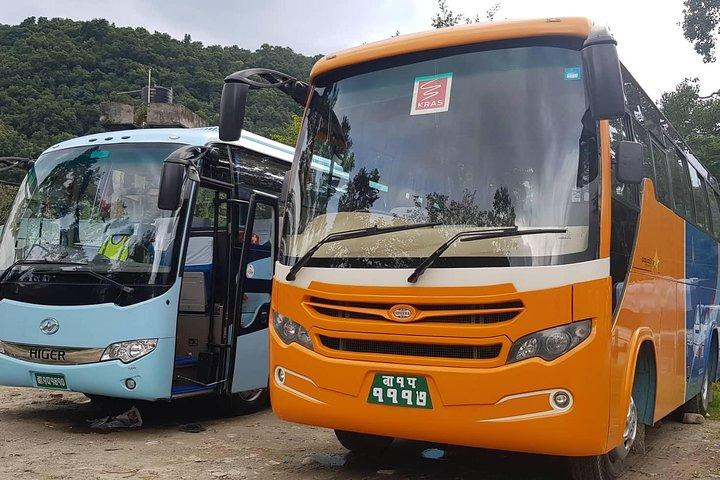 Aufregendes Pokhara-Kathmandu-Busreiseerlebnis