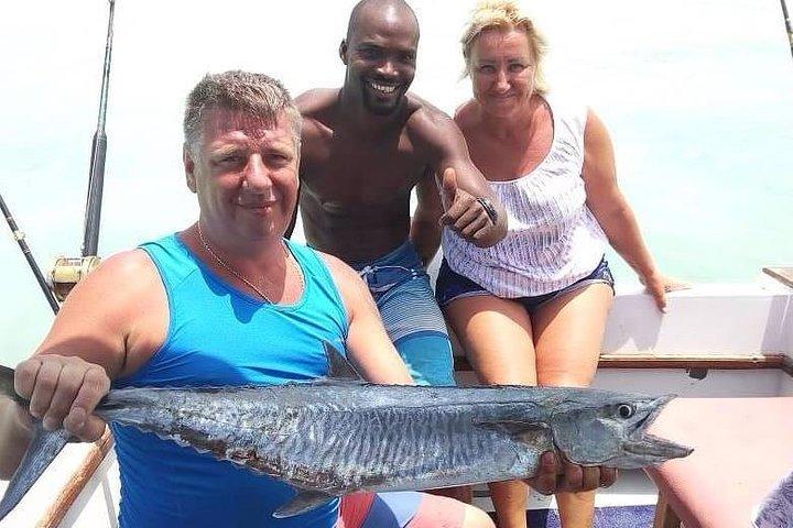 ザンジバルの深海釣りと地元の釣り。
