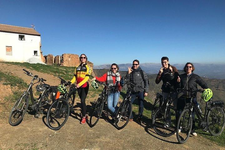 Malaga Highest Peak E-Bike Tour: White Village Olias og El Palo