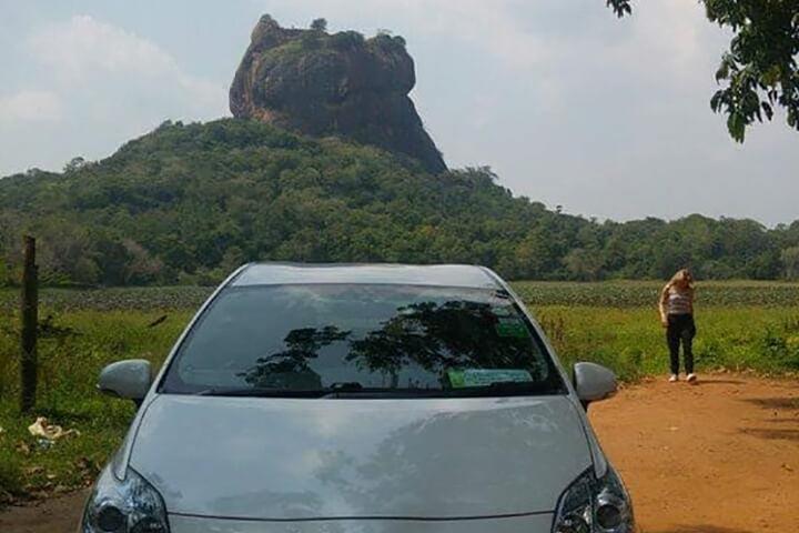 Dagtocht naar Sigiriya en Dambulla vanuit Kandy door B Super Tours