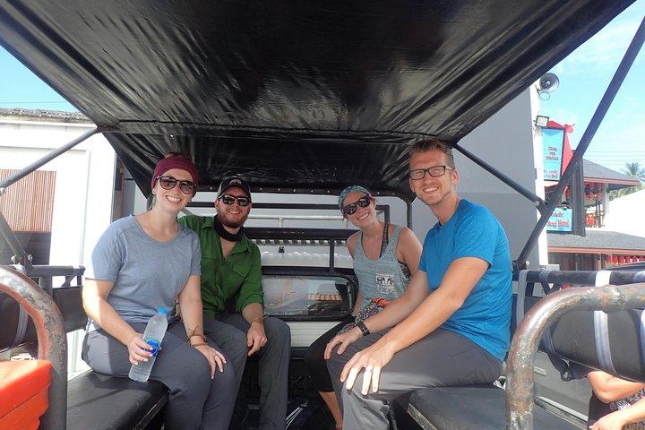 Safari privé 4x4 sur une île avec visite du distillateur de rhum et dégustation