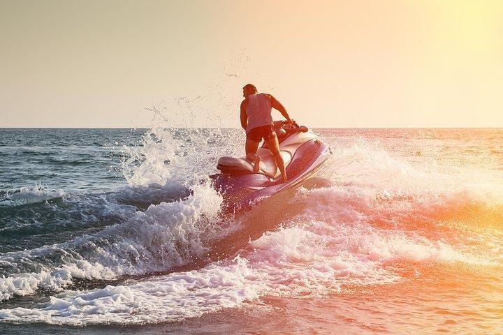 Individuele jetski in Playa Chica