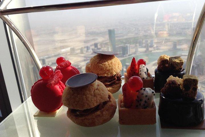 DISJOVER DUBAI by NIGHTとブルジュ・ハリファでの食事体験