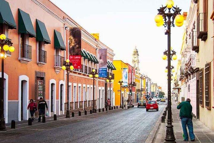 Private Day Tour met bezoek aan Puebla City en Cholula Village vanuit Mexico City