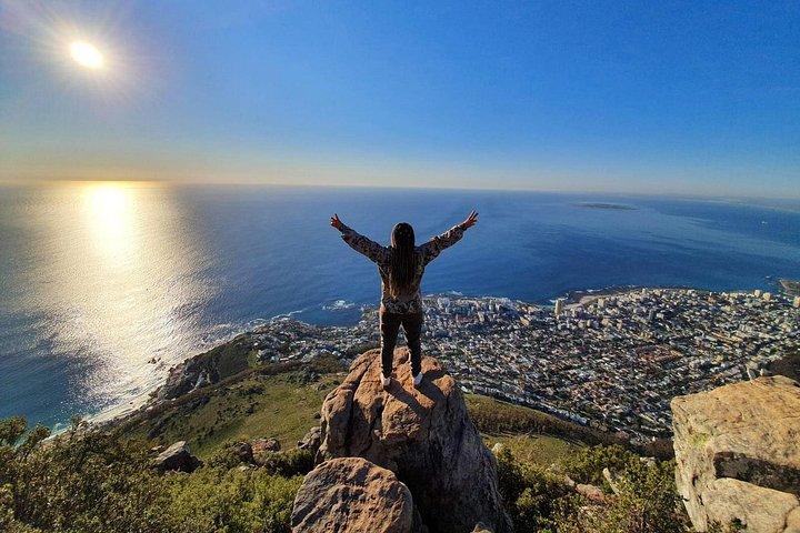 Camine por Table Mountain o Lions Head en Ciudad del Cabo como un local