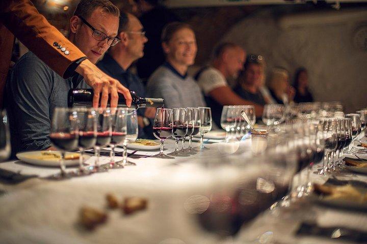 Degustação de vinhos na Cidade Velha de Estocolmo