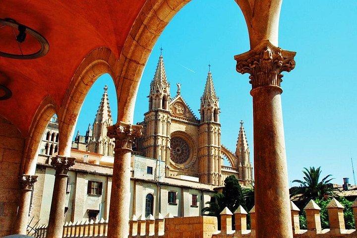 Palma de Mallorca Sightseeing Day Tour