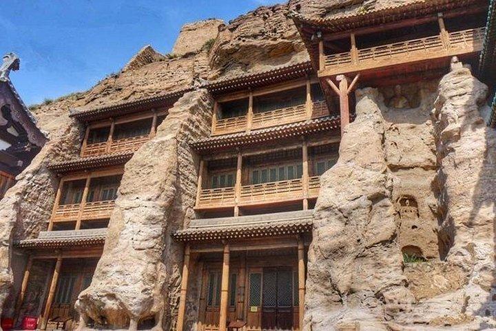 新幹線で西安からYungang洞窟とぶら下がっている修道院への2日間のプライベート旅行