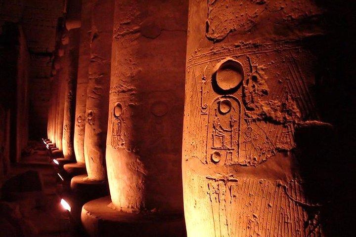 Ton und Licht zeigen Karnak Tempel