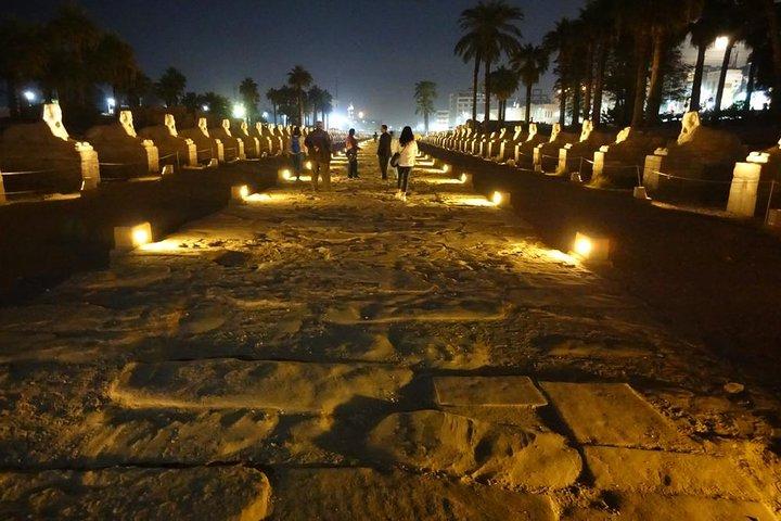 Ton und Licht zeigen Karnak Tempel