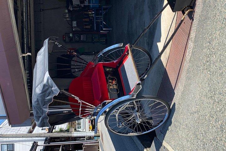高山で貸切人力車ライド