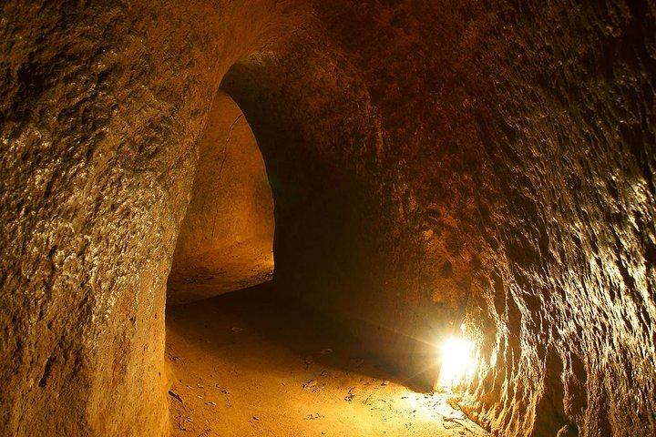 Tour di mezza giornata al tunnel di Cu Chi - PRIVATO
