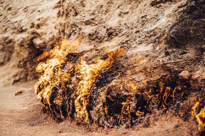 Mais reservados Excursão de dia inteiro Qobustan, Mud Vulcano, Ateshgah & Yanardag