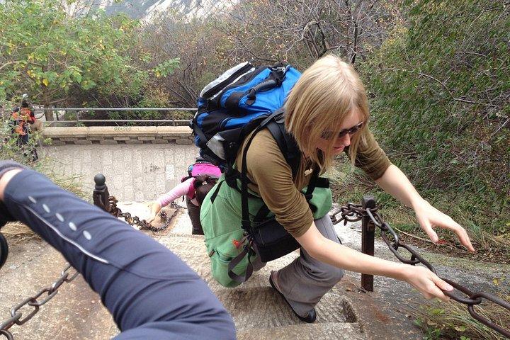 英語ドライバー付き西安発華山プライベート日帰り旅行