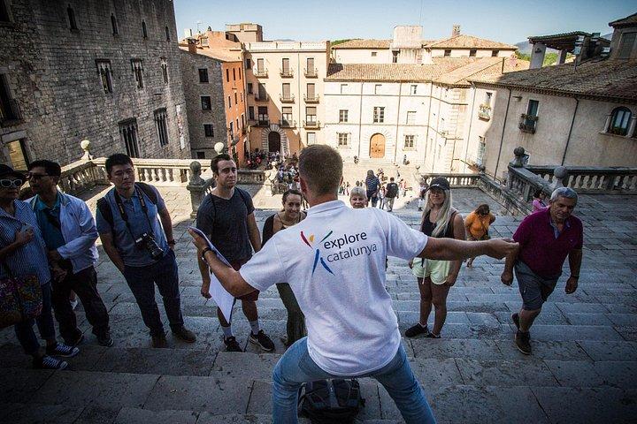 バルセロナ発 : 「 Game Of Thrones」ジローナ小グループツアー