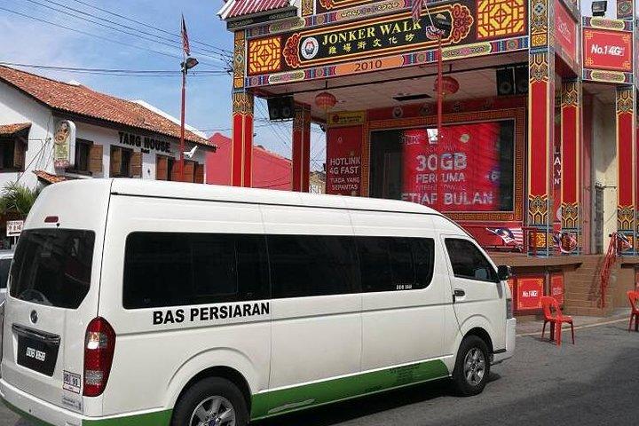 °Chauffør : Malacca til Singapore Van Transfer