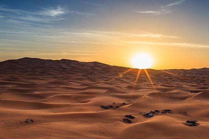 Private Full Day Liwa Desert Safari Tour with Lunch From Dubai