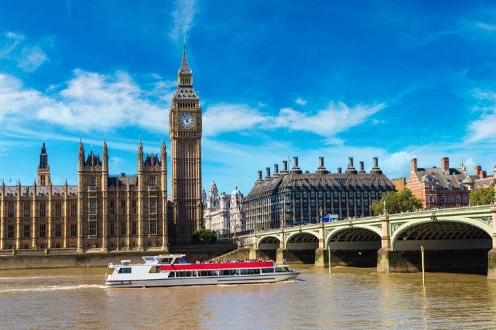 ドライバーと半日または1日のロンドンでのプライベートビークルサービス